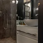 Bsj Apartmán *